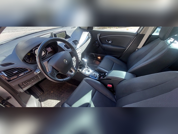 Renault Megane 1.5 110CV AUTOM foto 6